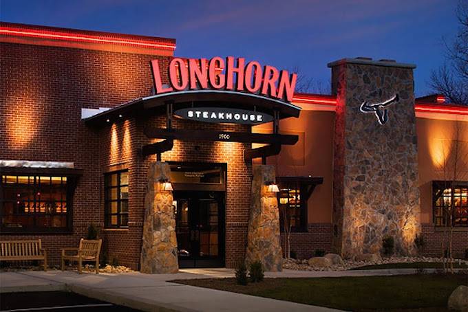 reivews LongHorn Steakhouse in Colorado Springs