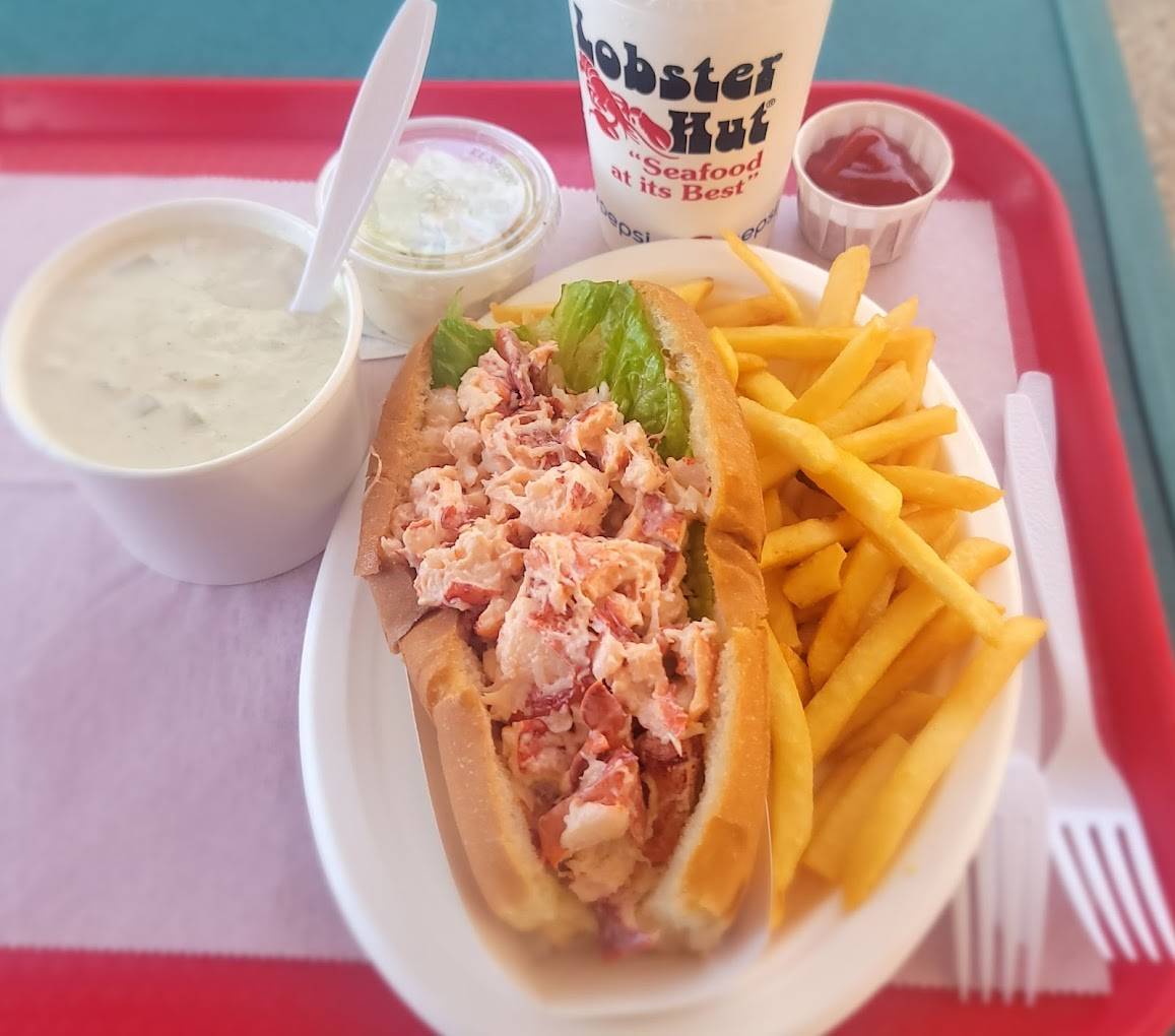 Lobster Hut - best seafood in Plymouth MA