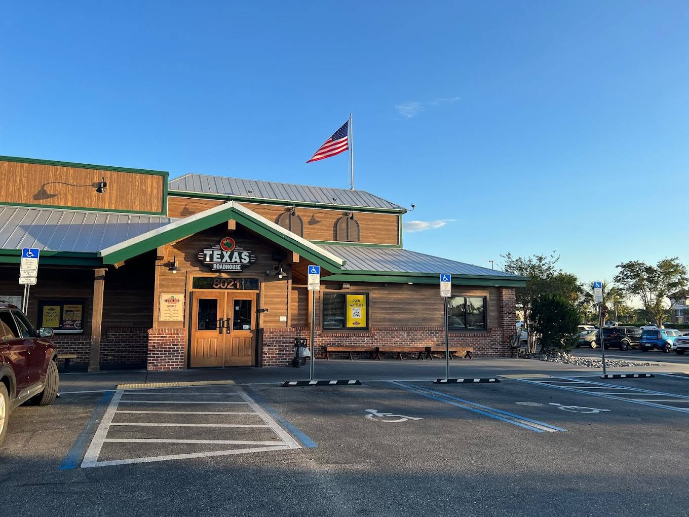 Texas Roadhouse - best steakhouse in Fort Myers