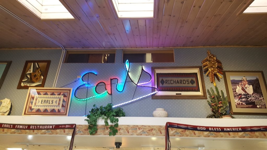 Earl's Family Restaurant in gallup nm