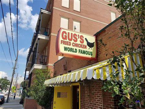 Gus's World Famous Fried Chicken in memphis tn
