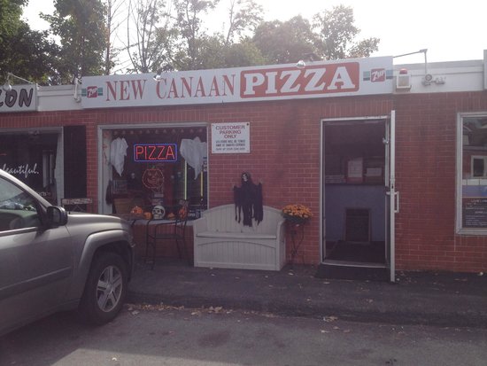 New Canaan Pizza & Taqueria in New Canaan