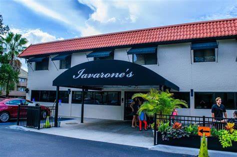 Iavarone's Steakhouse & Italian Grill