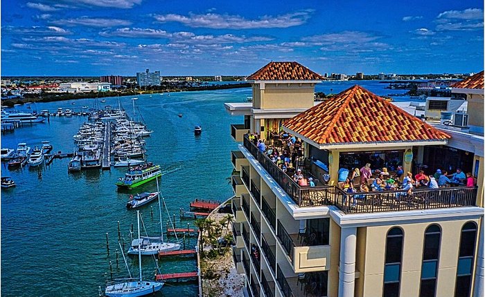 Pier House 60 Clearwater Beach Marina Hotel