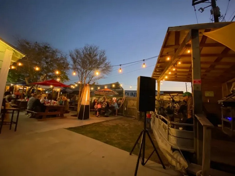 Black Diamond Oyster Bar