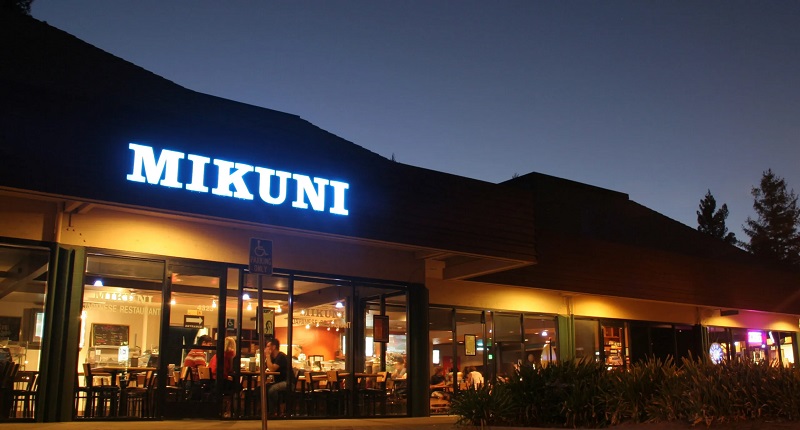 Mikuni Japanese Restaurant & Sushi Bar