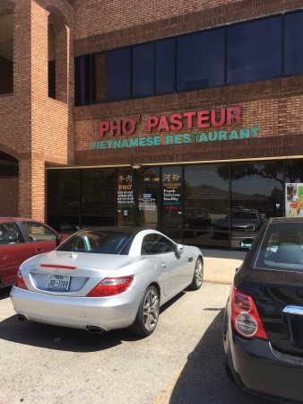 Phở Pasteur Restaurant