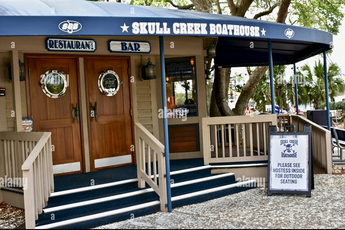 Skull Creek Boathouse