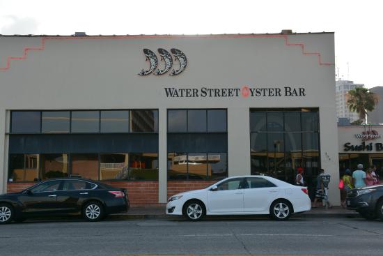 Water Street Oyster Bar 