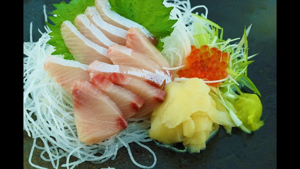 yellowtail fish sashimi